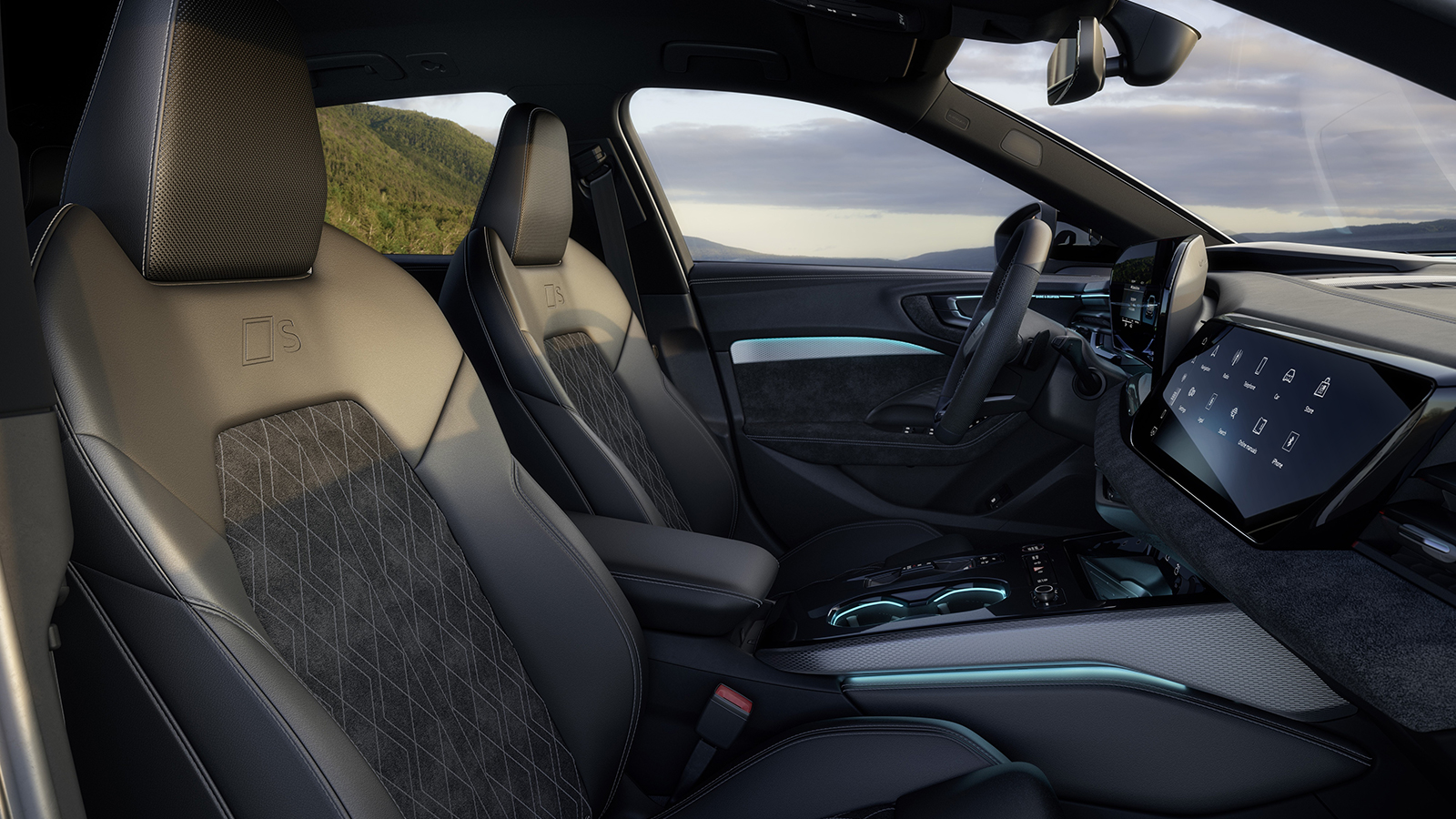 Ντεμπούτο για το Plug-in υβριδικό Audi Α5 με έως 367 άλογα